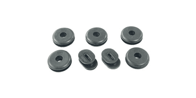 KIT CAUCHO TAPA LATERAL SUZUKI GN- VARIAS